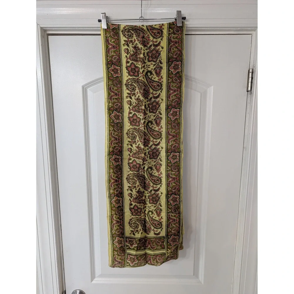 Vintage Hand Woven 100% Silk Scarf India Paisley‎ Floral Green Yellow Pink Wrap